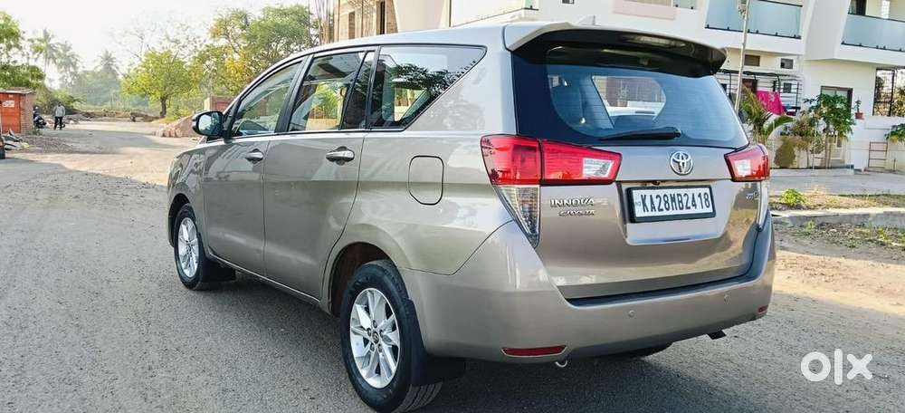Toyota Innova Crysta 2019 Diesel 180000 Km Driven