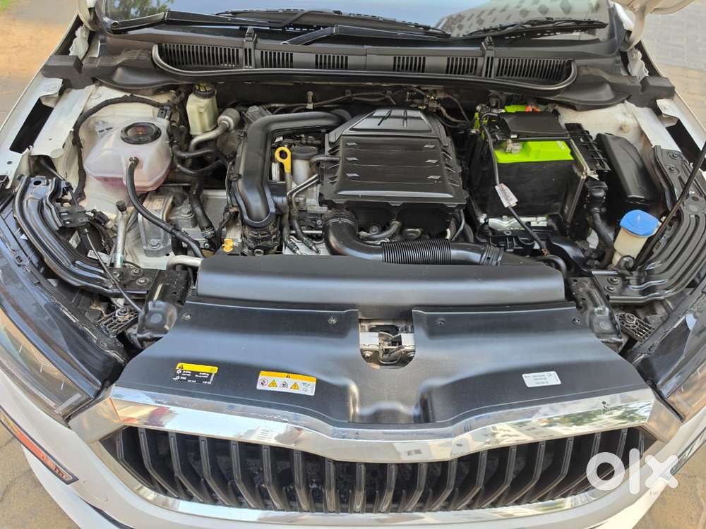 Skoda Slavia 1.0 Tsi Style At, 2022, Petrol