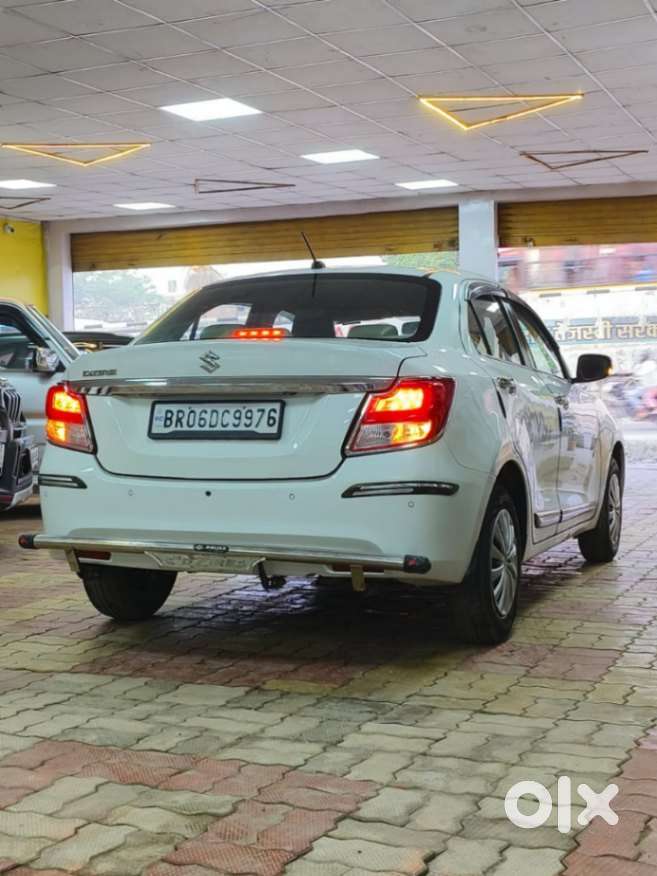 Maruti Suzuki Dzire 1.2 Vxi, 2023, Petrol