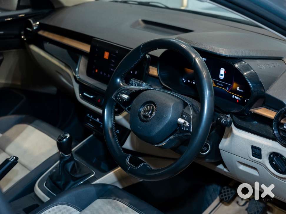 Skoda Slavia Style 1.5l Tsi Mt, 2026, Petrol