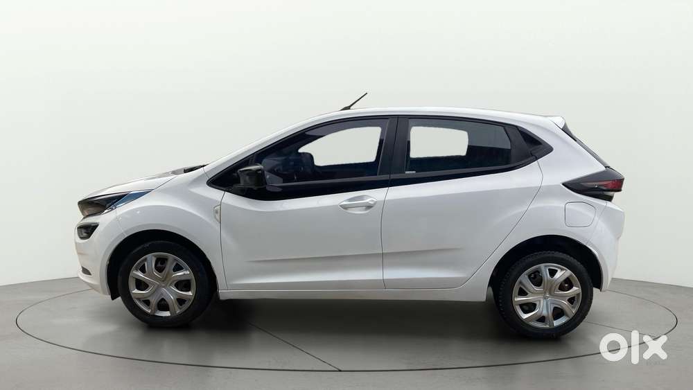 Tata Altroz 1.2 Xm Plus, 2021, Petrol