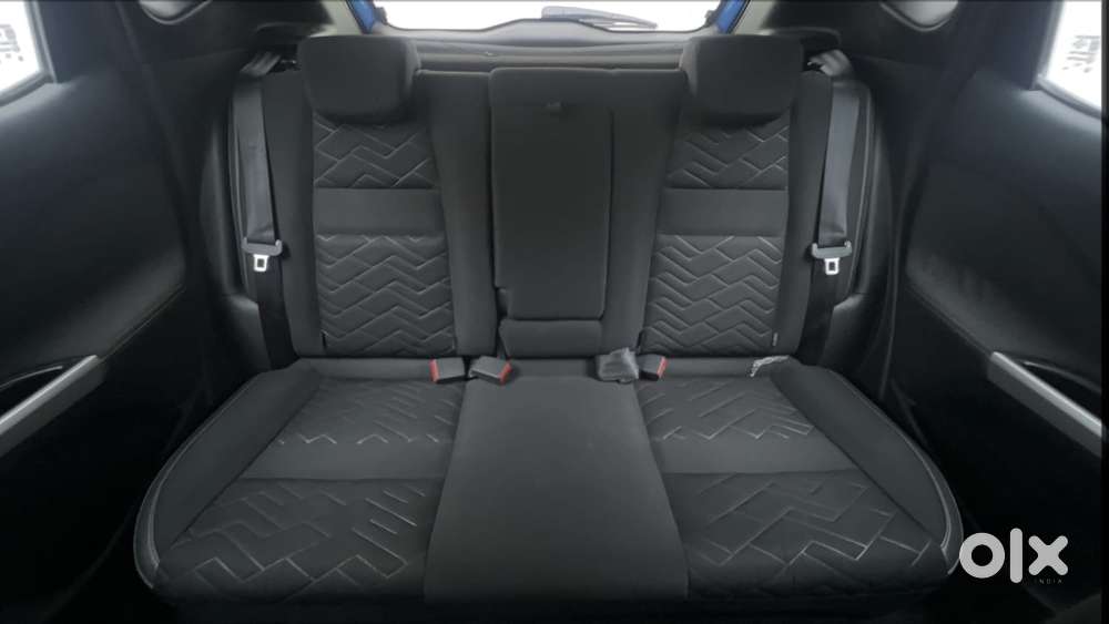 Nissan Magnite 1.0 Xv Premium Dual Tone, 2021, Petrol