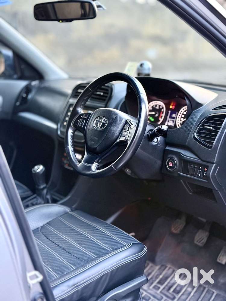 Toyota Urban Cruiser Cruiser Premium, 2021, Petrol