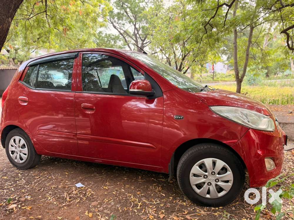 Hyundai I10 Sportz 2013 Petrol Automatic