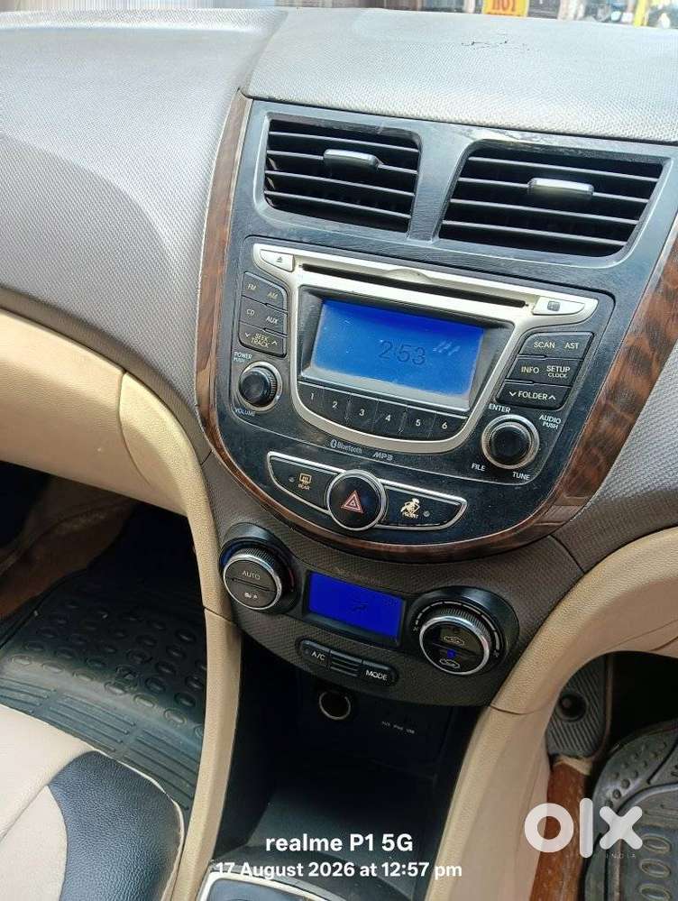Hyundai Verna Fluidic 1.6 Vtvt Sx, 2014, Diesel