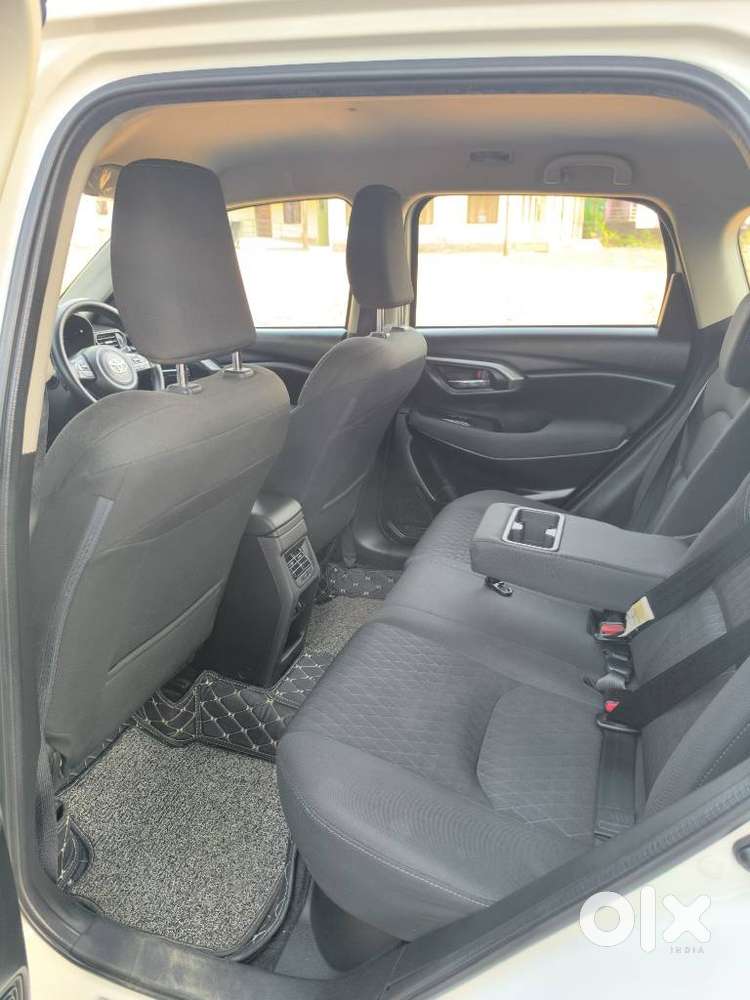 Toyota Urban Cruiser Hyryder 1.5 S Neo Drive At, 2023, Petrol