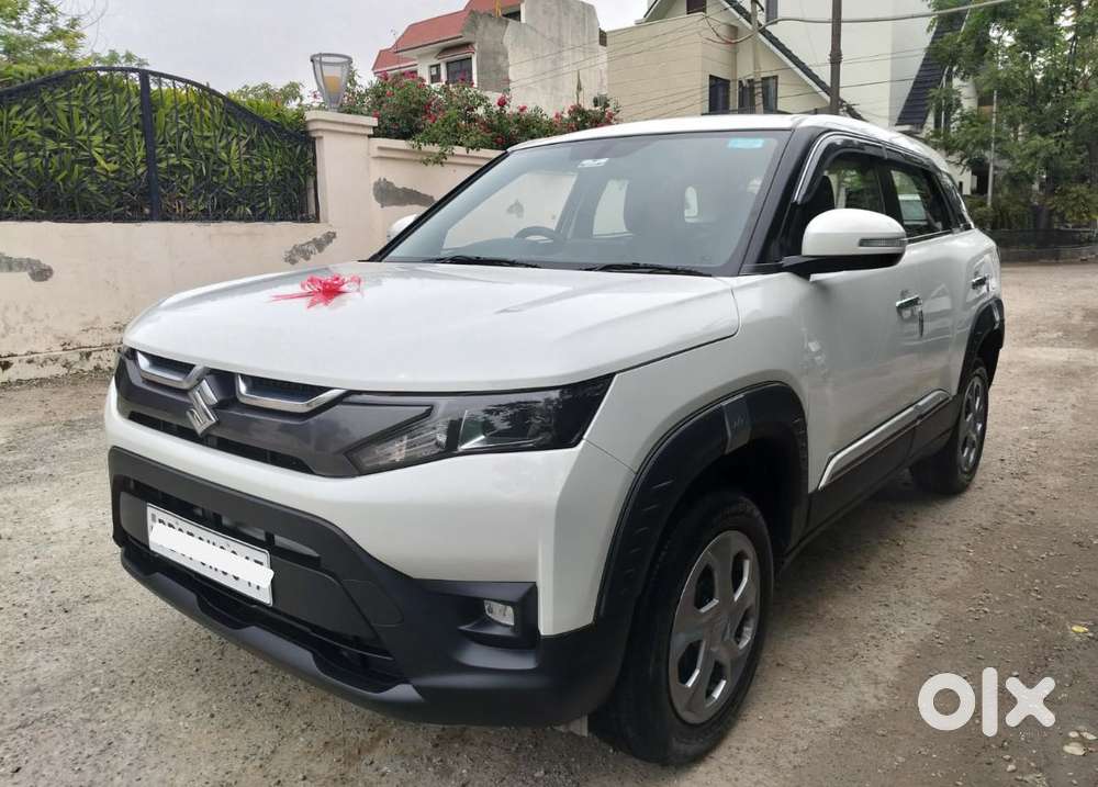 Maruti Suzuki Brezza 1.5 Vxi Smart Hybrid, 2024, Petrol
