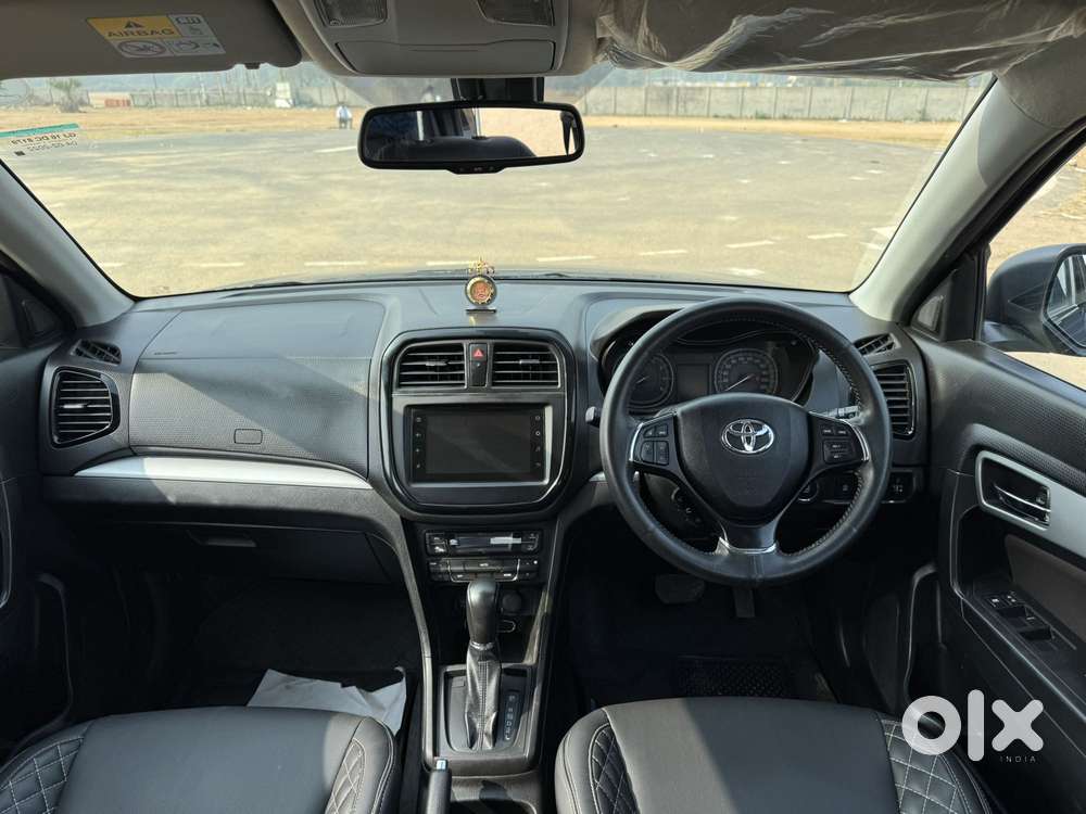 Toyota Urban Cruiser 1.5 Premium Grade At, 2022, Petrol