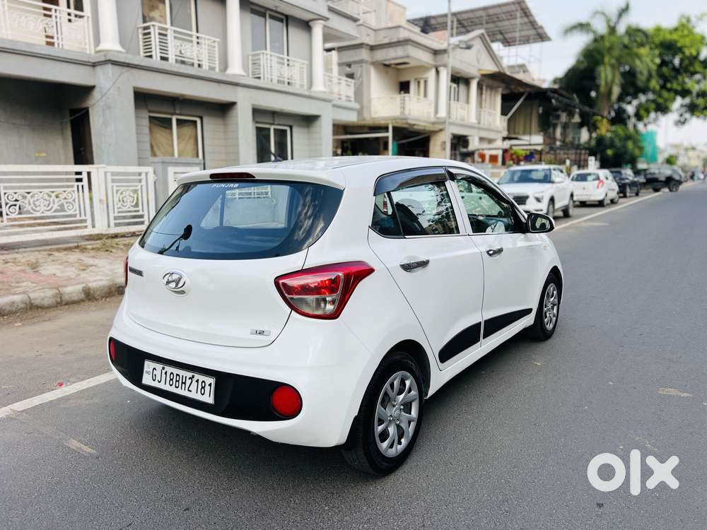 Hyundai Grand I10 Sportz O 1.2, 2017, Cng & Hybrids