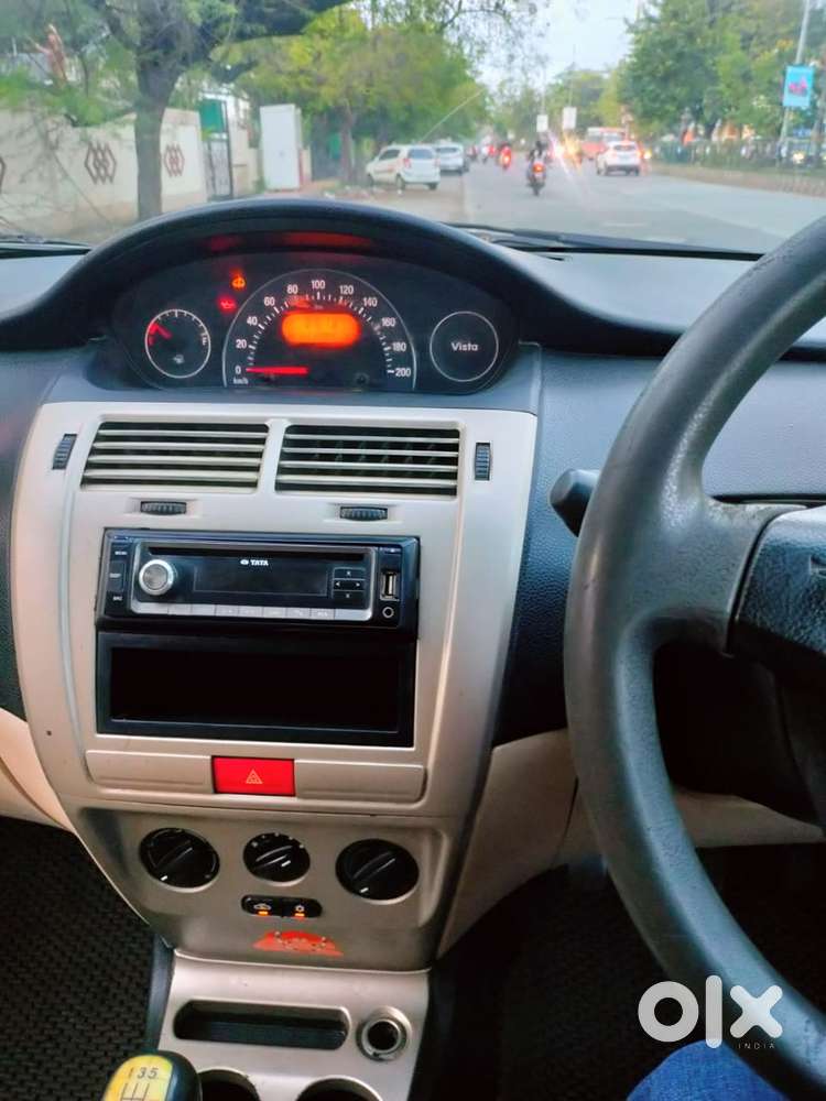 Tata Indica Vista 2008-2013 Aura 1.3 Quadrajet (abs) Bs Iv, 2011, Di..