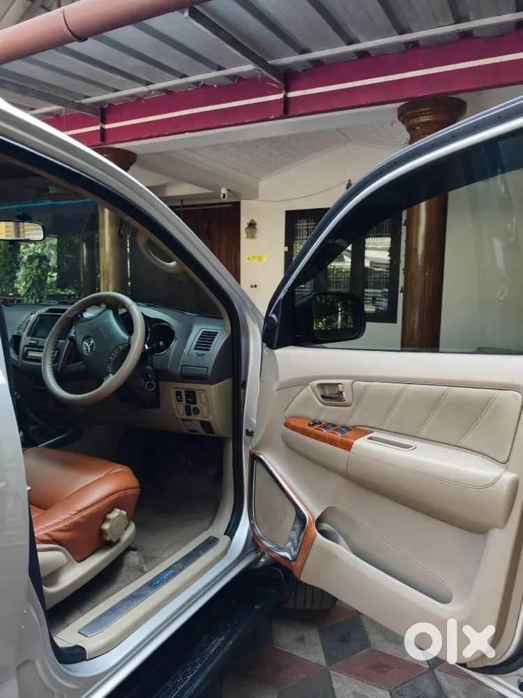 Toyota Fortuner 2011 Diesel Well Maintained