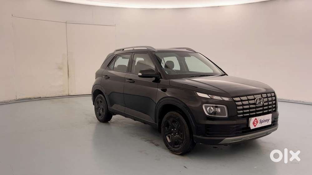 Hyundai Venue 1.2 S (o), 2023, Petrol