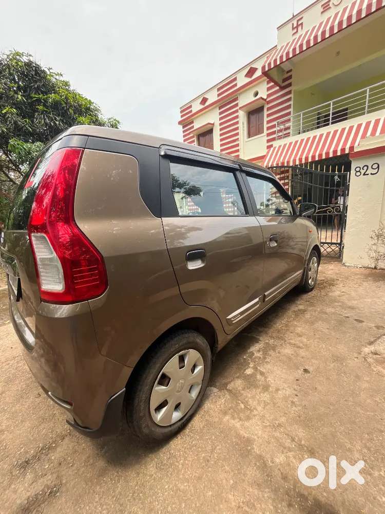 Vehicle Is In Mint Condition 
Additional Led Light Installed