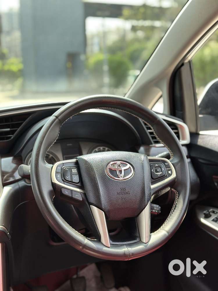 Toyota Innova Crysta 2.4 Vx Mt 8s, 2018, Diesel