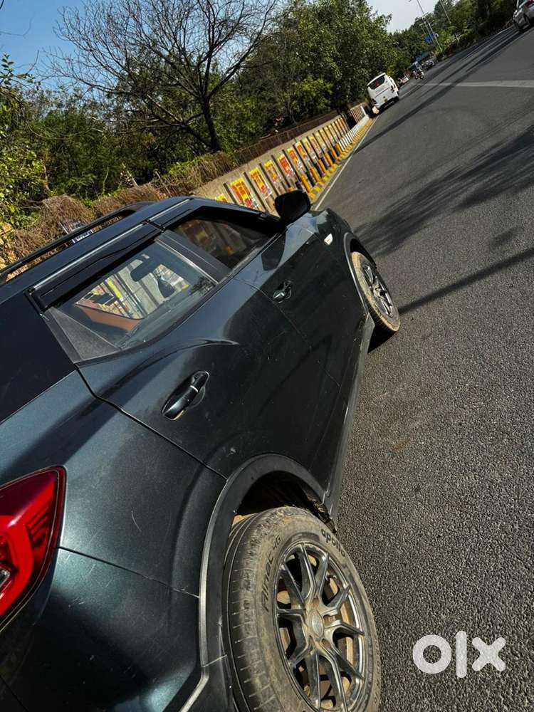 Mahindra Xuv300 2022 Car