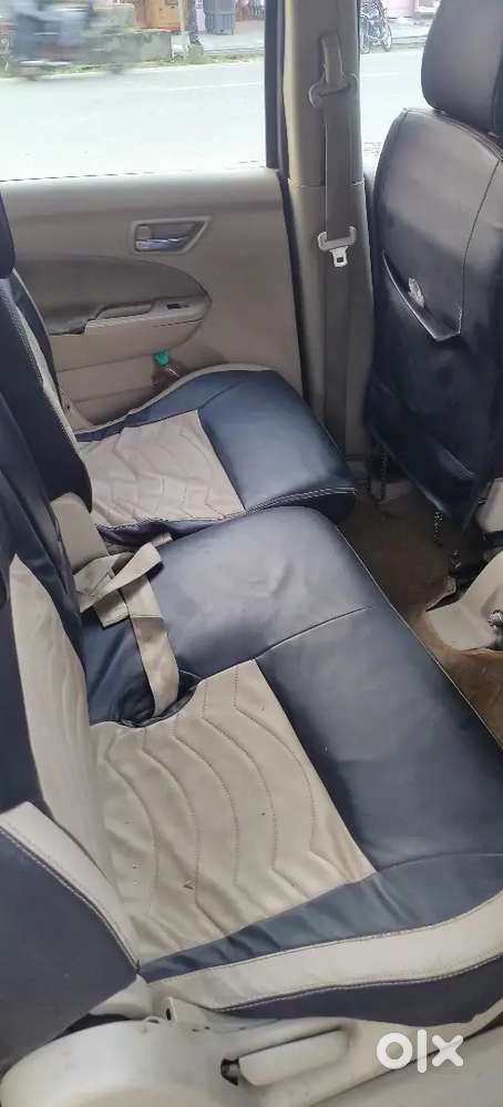 Maruti Suzuki Ertiga 2017 Vxi Abs