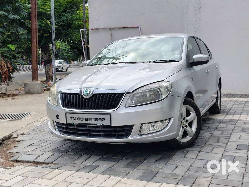 Skoda Rapid 1.6 Elegance Tdi At, 2012, Diesel