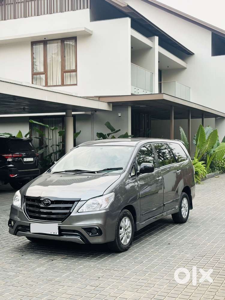 Toyota Innova 2.5 V 7 Str, 2011, Diesel