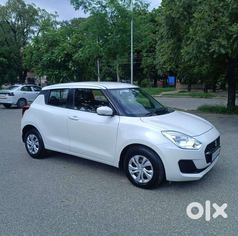 Maruti Suzuki Swift 1.2 Vxi (o), 2021, Petrol