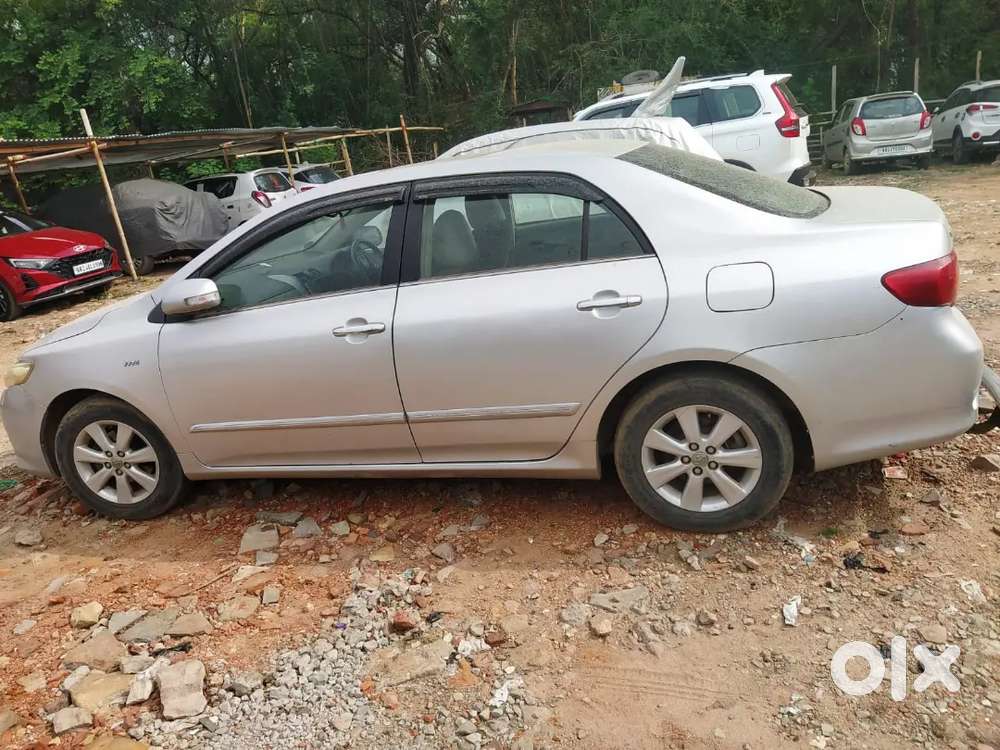 Toyota Corolla Altis 2010