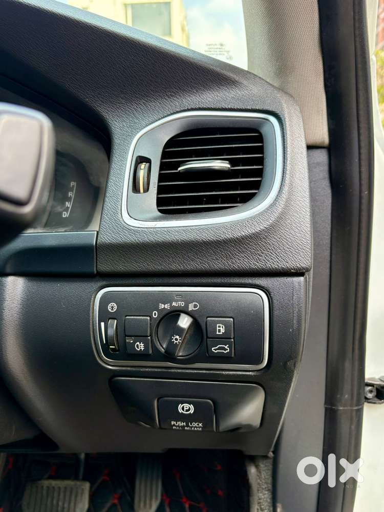 Volvo S60 D4 Kinetic, 2014, Diesel