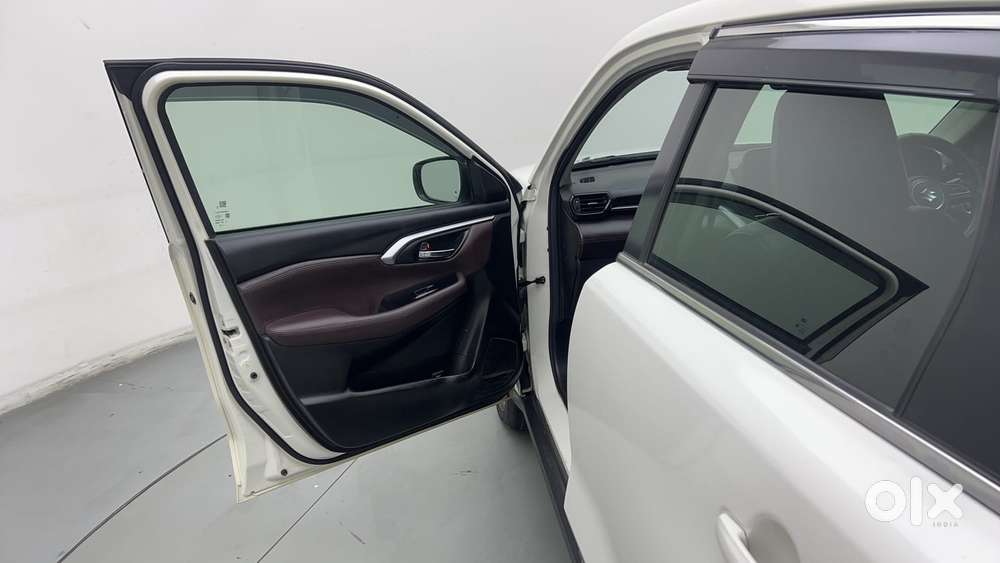 Maruti Suzuki Grand Vitara 1.5 Zeta Cng, 2024, Cng & Hybrids