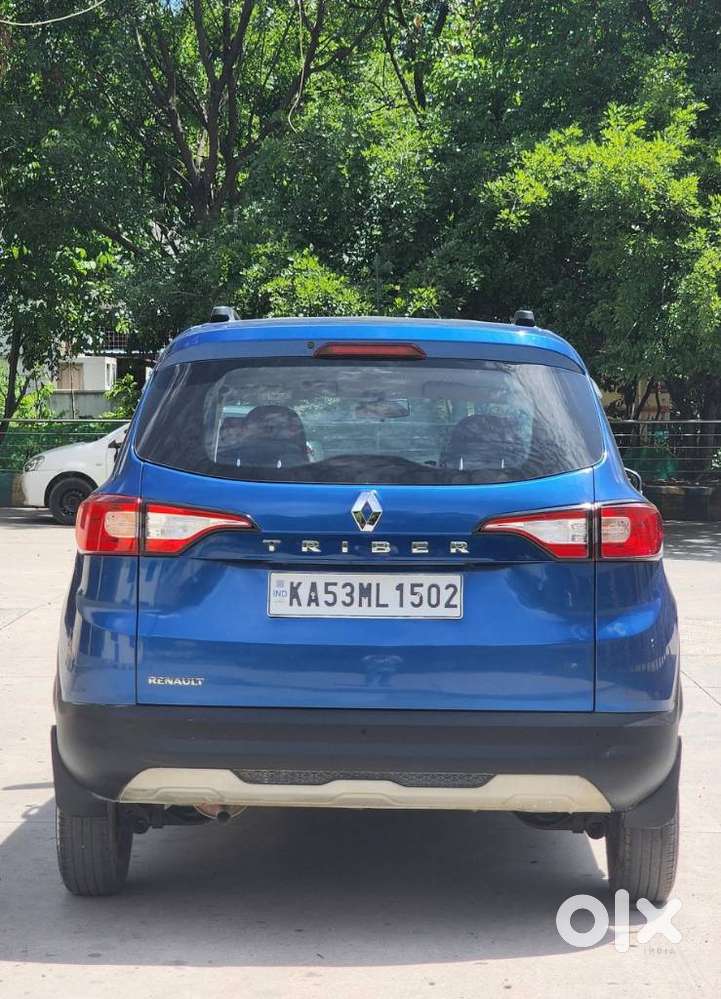 Renault Triber Rxt, 2023, Petrol