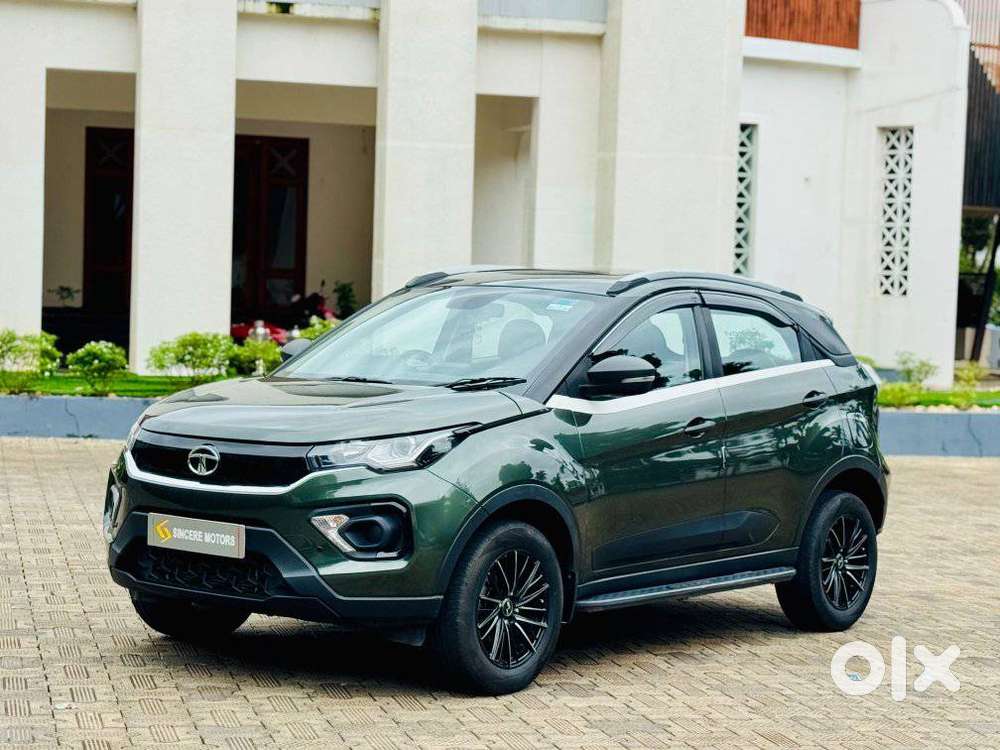 Tata Nexon 1.2 Revotron Xma Amt (s), 2023, Petrol