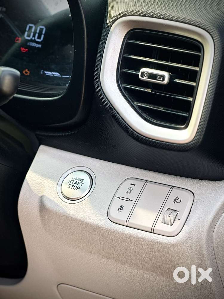 Hyundai Venue Sx Mt, 2023, Diesel