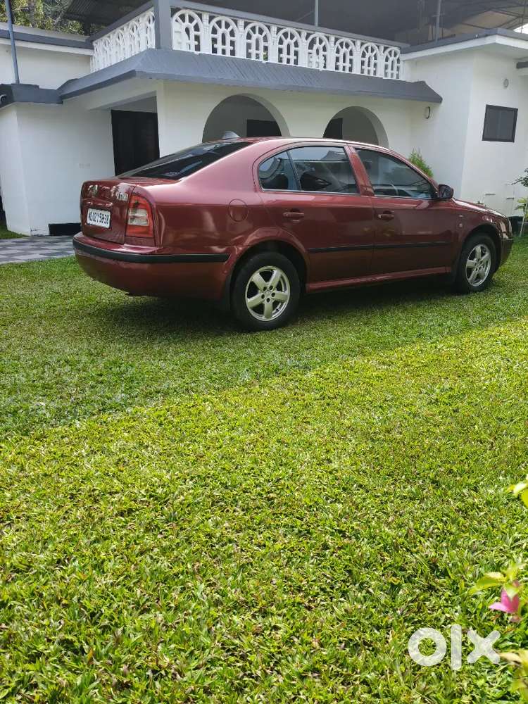 Skoda Octavia Elegance 2006 Diesel 300000 Km Driven