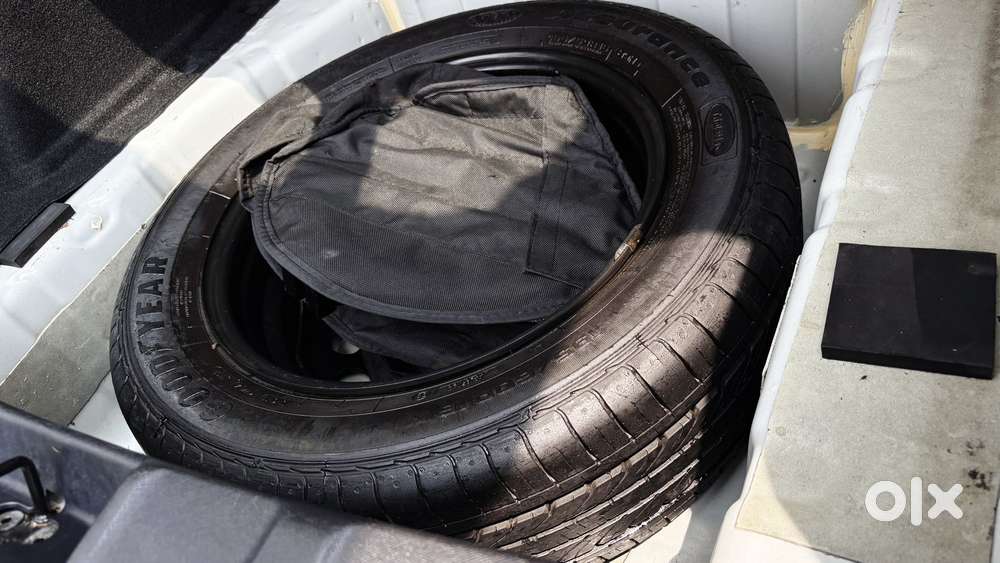 Tata Nexon 1.2 Revotron Xma Amt (s), 2023, Petrol