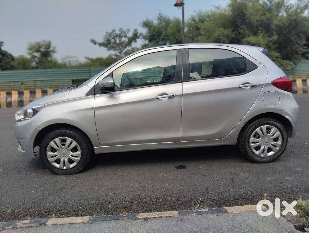 Tata Tiago Xz Opt, 2017, Petrol