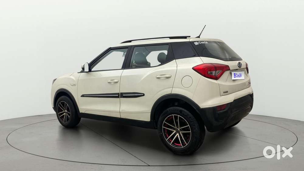 Mahindra Xuv300 W6 Amt Diesel, 2022, Diesel