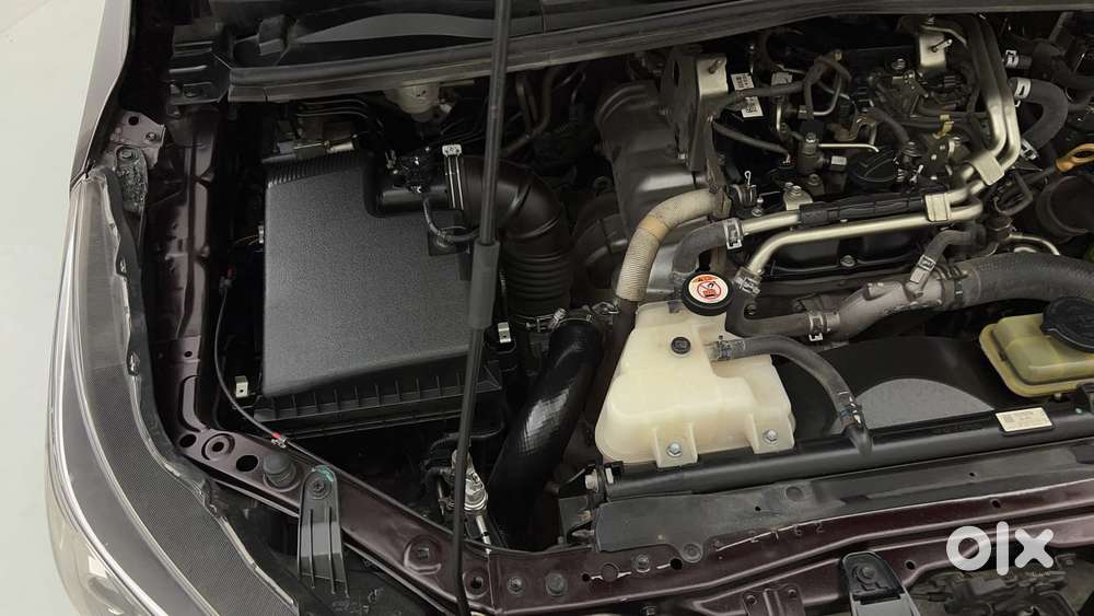 Toyota Innova Crysta 2.8 Gx At 8s, 2018, Diesel