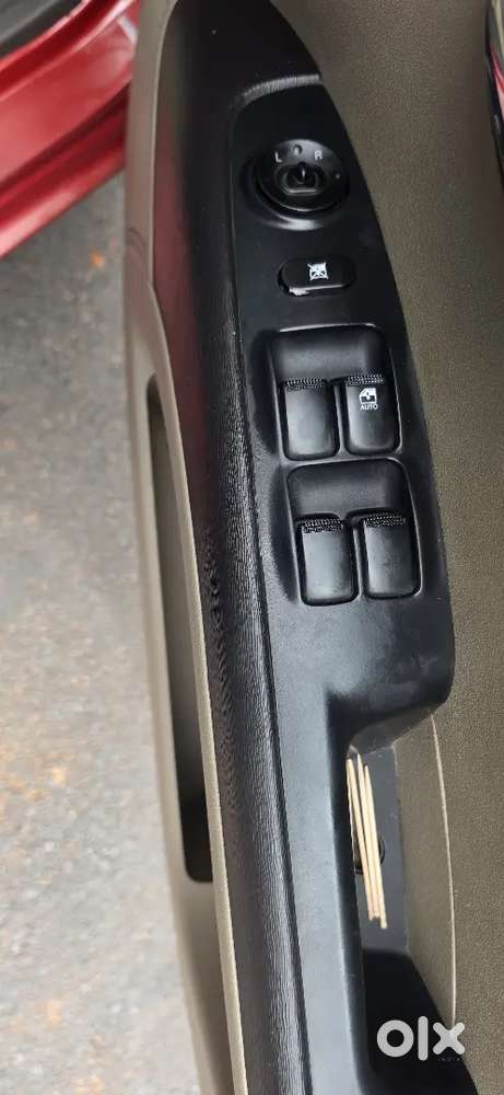 Hyundai I10 Sportz Petrol 2012