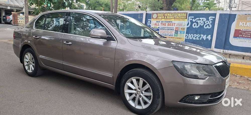 Skoda Superb 2.5 Elegance Tdi At, 2014, Diesel