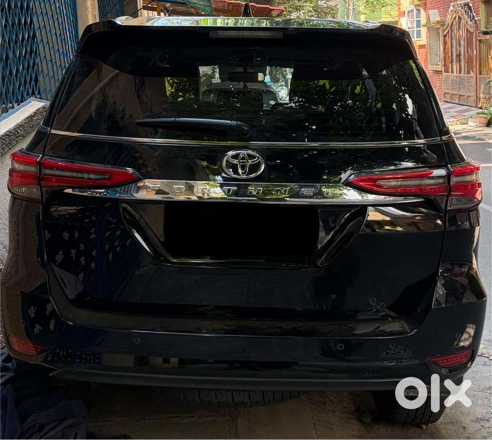Toyota Fortuner 2023 Diesel 11000 Km Driven