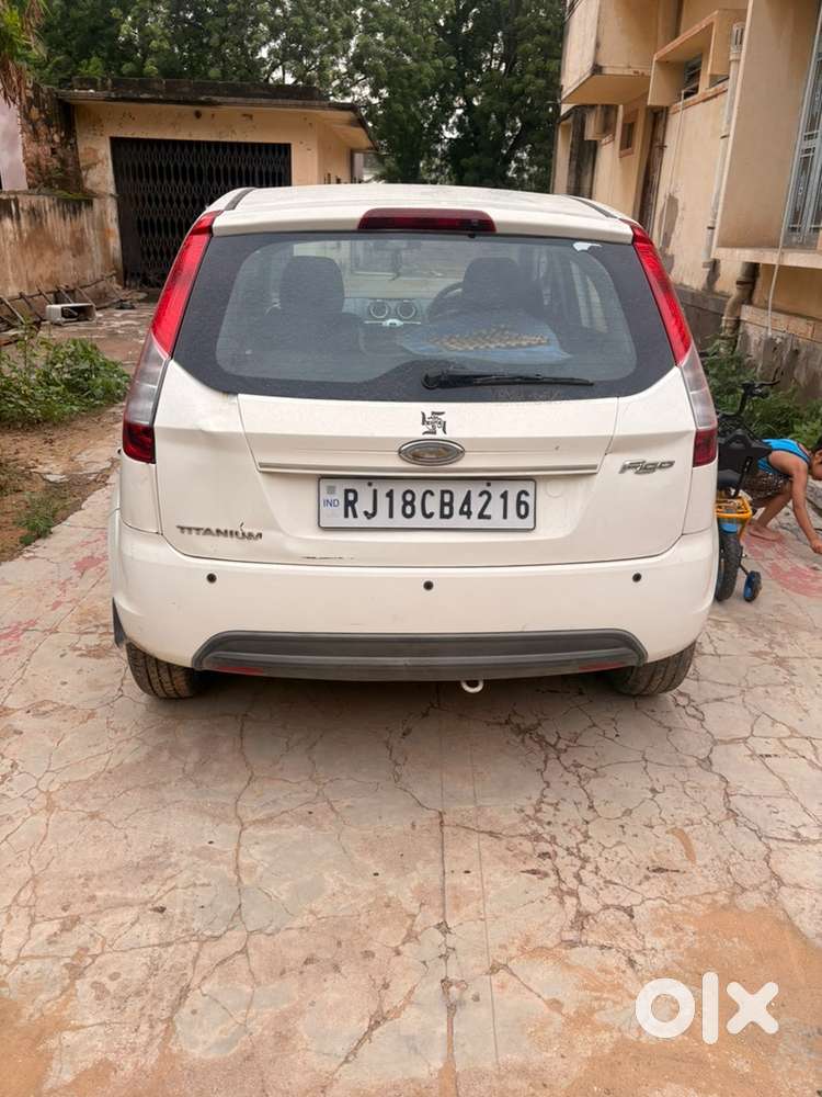 Ford Figo Petrol Manual 2015
