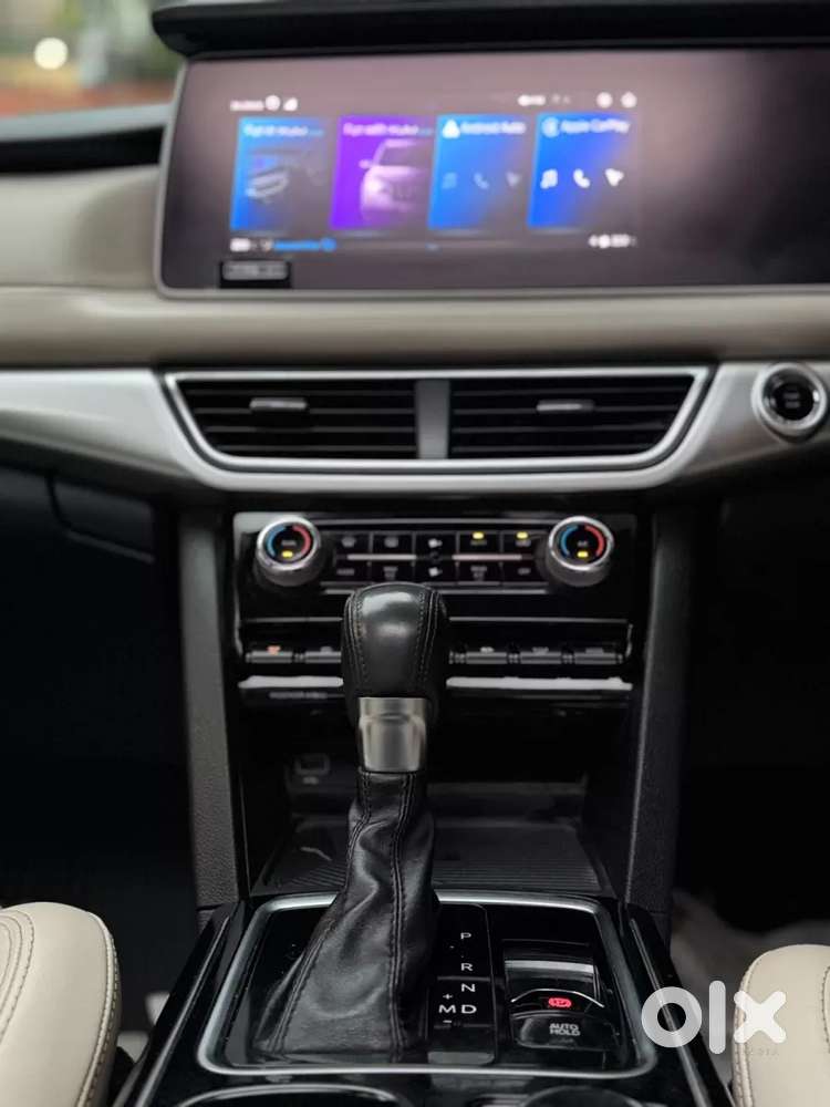 Mahindra Xuv700, 2022, Diesel