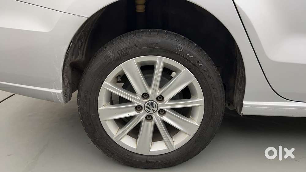 Volkswagen Vento 2010-2013 Petrol Highline, 2016, Petrol