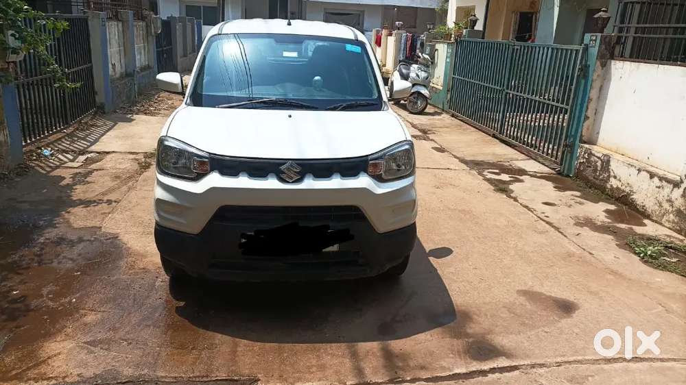 Maruti Suzuki S-presso 2024 Petrol 37500 Km Driven