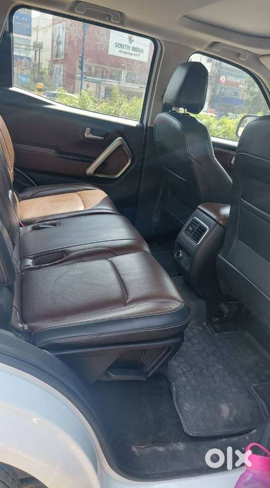 Mahindra Scorpio N Z8 L Petrol Mt 7 Str, 2023, Petrol