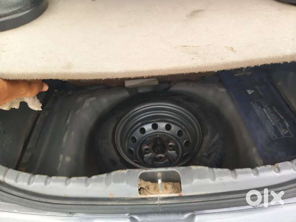 Hyundai Eon Era 2017 Petrol Manual 100000km Driven