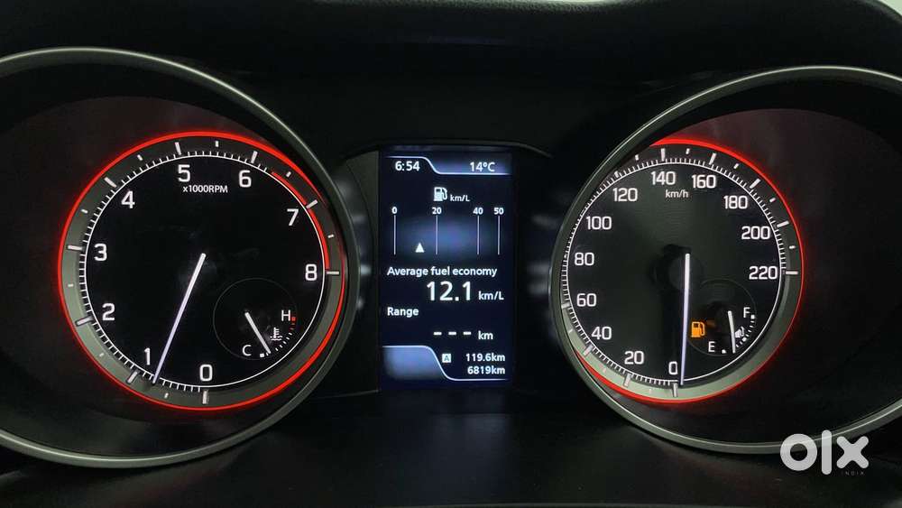 Maruti Suzuki Swift Zxi Plus Dual Tone, 2024, Petrol