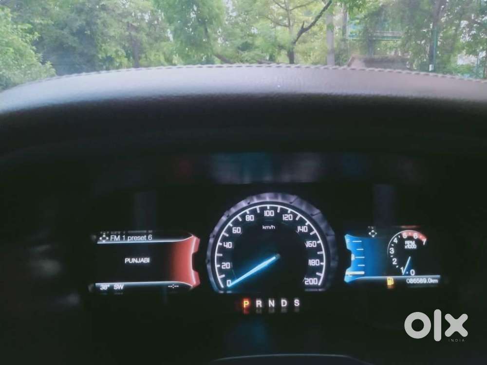 Ford Endeavour 3.2 Titanium At 4x4, 2016, Diesel