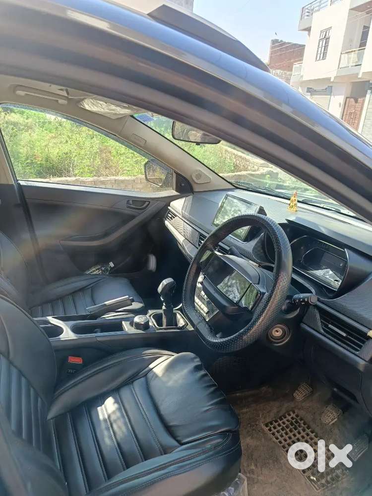 Tata Nexon 2026 Petrol 14000 Km Driven In Showroom Condition
