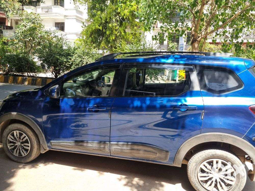 Renault Triber Rxt, 2022, Petrol