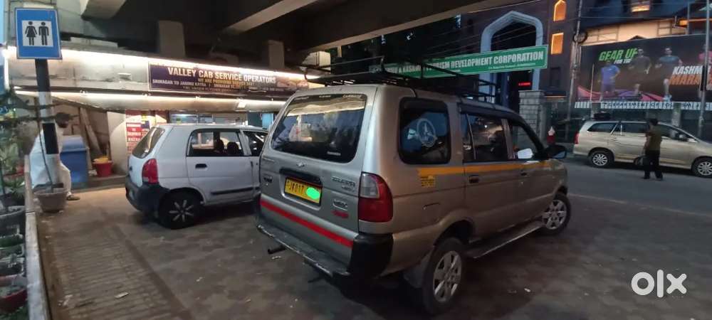 Chevrolet Tavera 2012 Diesel 175848 Km Driven