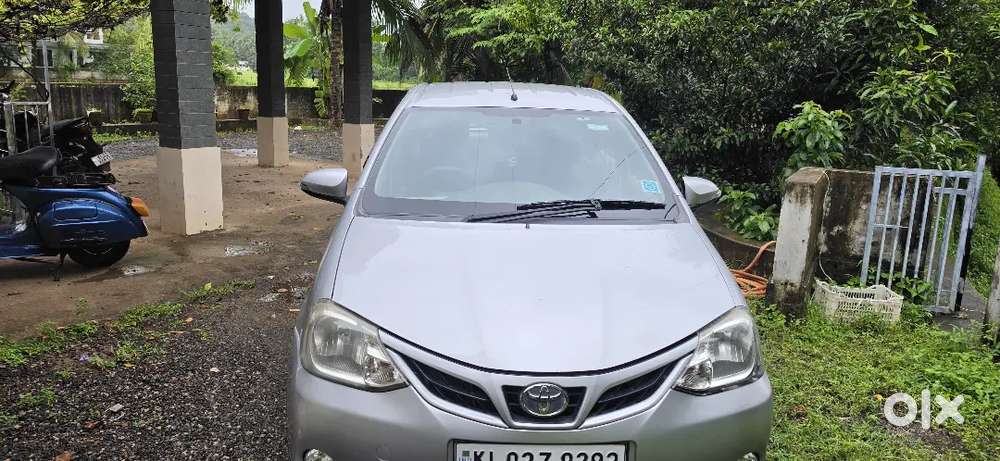Toyota Etios Liva 2016