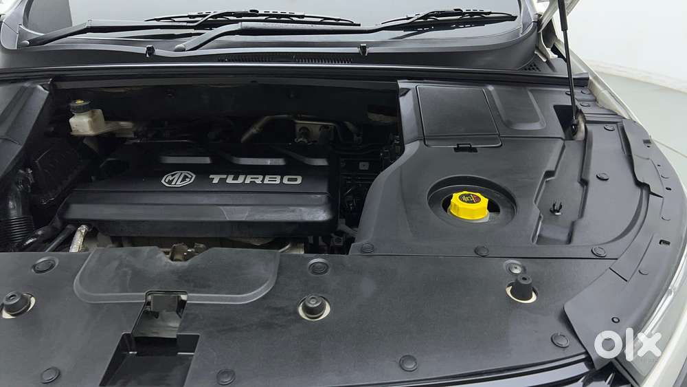 Mg Hector Plus 1.5 Hybrid Sharp Turbo 6 Str, 2022, Cng & Hybrids